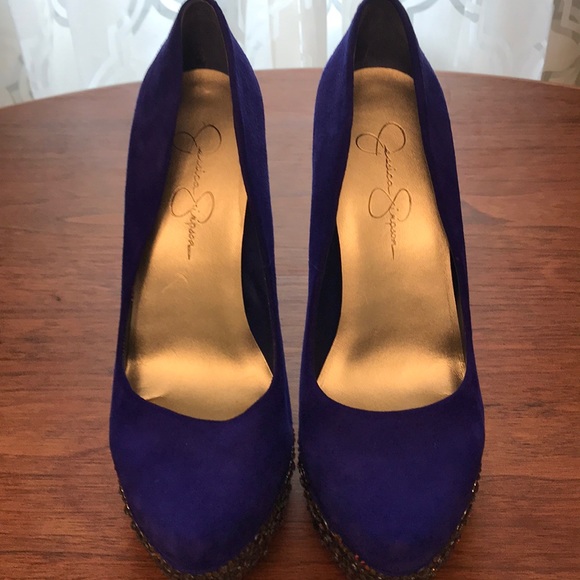 **ONE OF A KIND** Swarovski Embellished Pumps - Picture 6 of 7